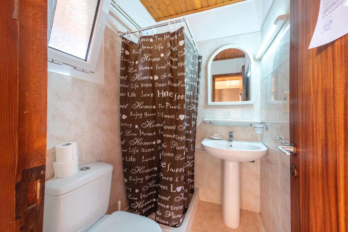 Mimosa Apartments With Pool Παλαιοκαστρίτσα Εξωτερικό φωτογραφία